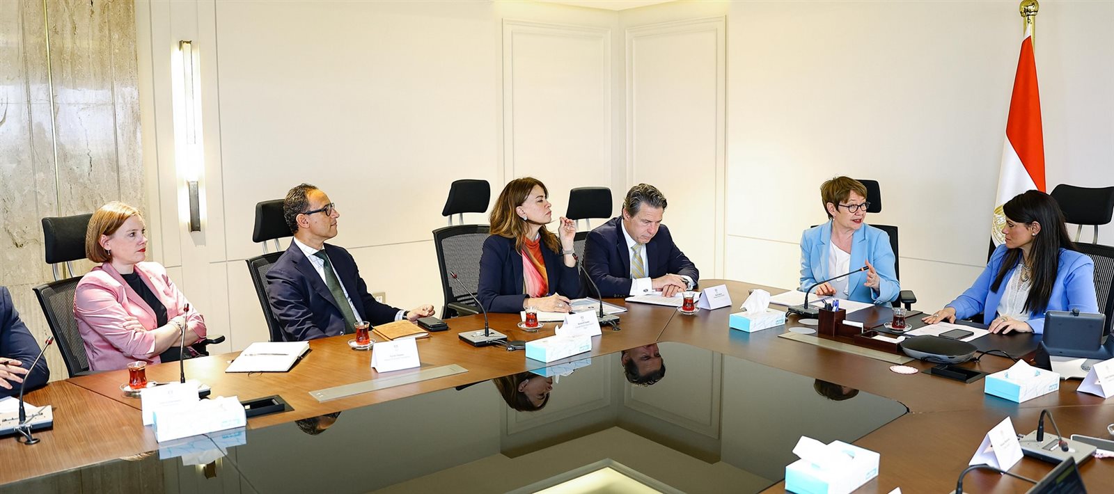 المشاط تبحث مع رئيسة البنك الأوروبي تعزيز استثمارات القطاع الخاص والطاقة المتجددة