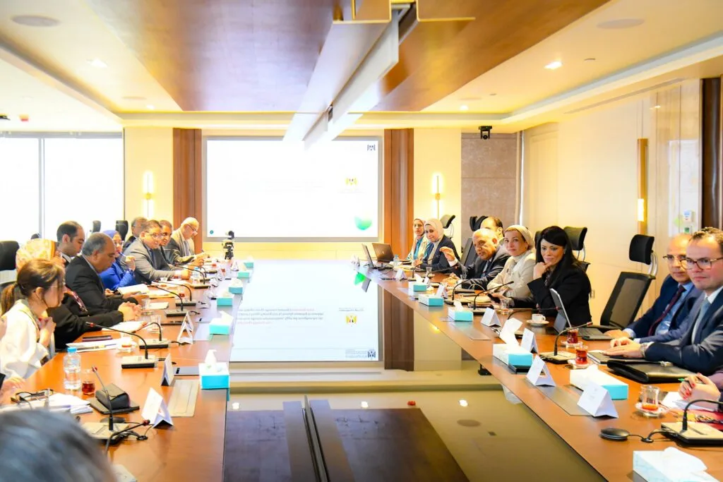 المشاط: تنسيق حكومي شامل للبدء في المرحلة الثانية من آلية دعم الموازنة مع الاتحاد الأوروبي بقيمة 4 مليارات يورو المشاط: تنسيق حكومي شامل للبدء في المرحلة الثانية من آلية دعم الموازنة مع الاتحاد الأوروبي بقيمة 4 مليارات يورو