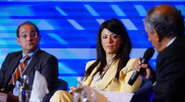 المشاط: مصر تتحول إلى نموذج اقتصادي يعتمد على الإنتاج المستدام والتصدير والطاقة المتجددة.
