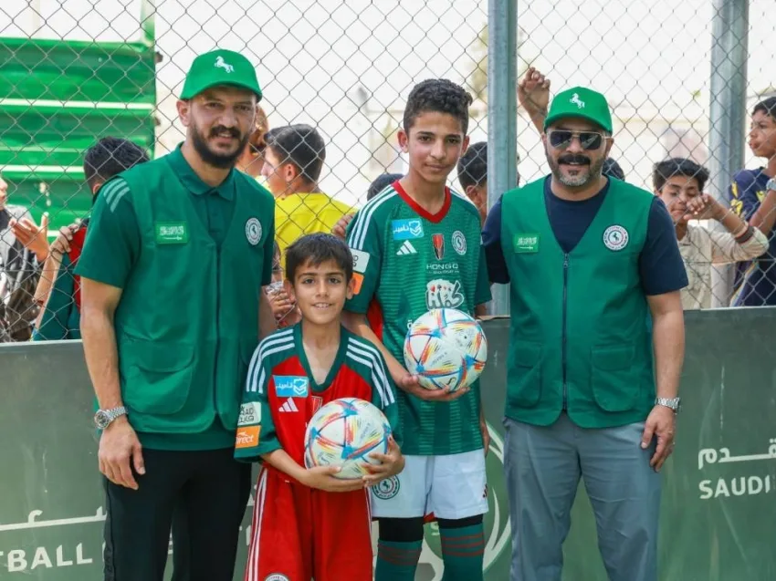 المطوع والمالكي في إطار برامج الأندية بمخيم الزعتري
