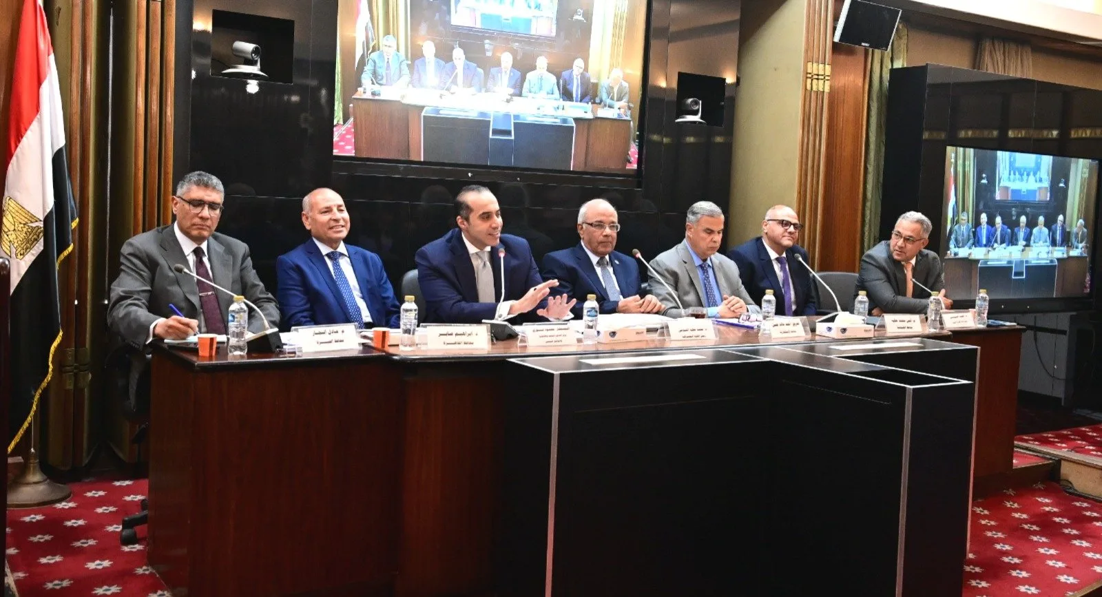 المغاوري يرفض تحميل المستأجر مسؤولية صيانة العقارات المتصدعة. المغاوري يرفض تحميل المستأجر مسؤولية صيانة العقارات المتصدعة.