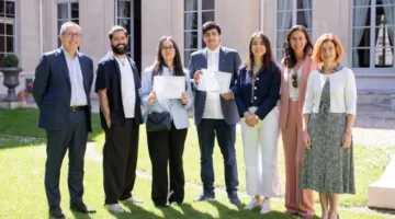 المغرب يبرز في الأولمبياد الوطني للكيمياء في باريس وينال الميدالية الذهبية