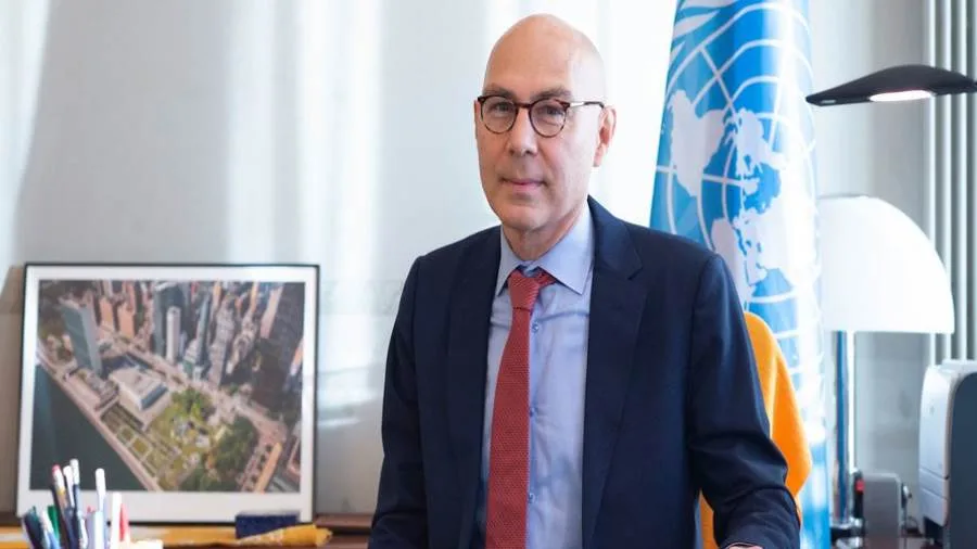المفوض الأممي لحقوق الإنسان يدعو الأطراف المتنازعة في جنوب السودان إلى التراجع قبل بلوغ “نقطة اللاعودة” المفوض الأممي لحقوق الإنسان يدعو الأطراف المتنازعة في جنوب السودان إلى التراجع قبل بلوغ “نقطة اللاعودة”