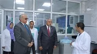 الممثل الإقليمي للفاو يقوم بزيارة أنشطة البحث الزراعي في محطة رأس سدر ويثني على تدريب العاملين فيها