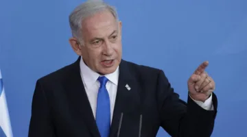 الموساد يستحوذ على ملف الجاسوس!