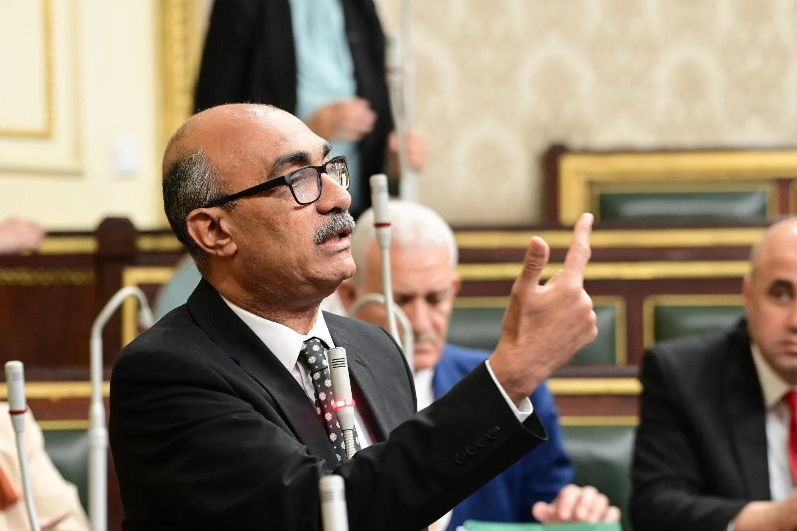النائب إيهاب منصور يدعو لوقف إخلاء المؤسسات الثقافية: “نحن بلد حضارات وليس حضانات” النائب إيهاب منصور يدعو لوقف إخلاء المؤسسات الثقافية: “نحن بلد حضارات وليس حضانات”
