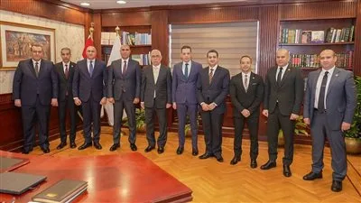النائب العام يلتقي بعدد من رؤساء نيابات الاستئناف والمتخصصة النائب العام يلتقي بعدد من رؤساء نيابات الاستئناف والمتخصصة