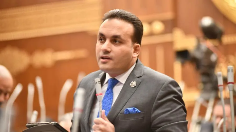 النائب عمرو فهمي: ضرورة إجراء دراسات دقيقة «للإيجار القديم» وحله بشكل عادل يراعي حقوق الطرفين