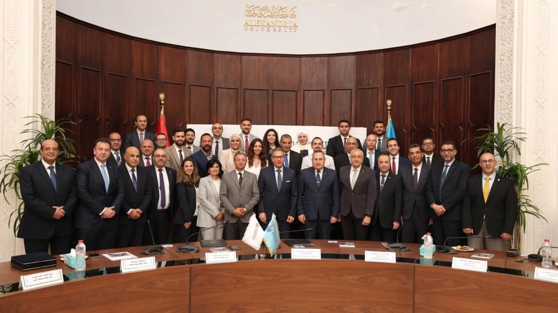 النادي الأهلي المصري يبرم اتفاقية تعاون مع جامعة الإسكندرية لتعزيز الشمول المالي ودعم التحول الرقمي النادي الأهلي المصري يبرم اتفاقية تعاون مع جامعة الإسكندرية لتعزيز الشمول المالي ودعم التحول الرقمي