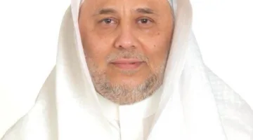 الناشري: بعض الأطفال يعتبرون مشاهير السطحية قدوة، ودور الأهل أساسي في تشكيل شخصياتهم المستقلة.