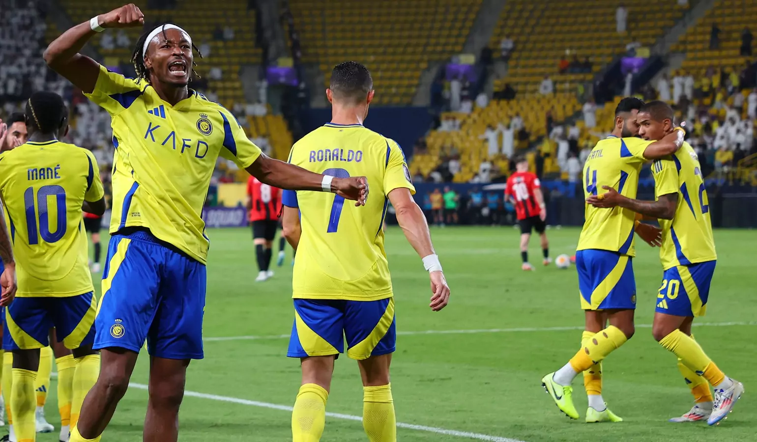 النصر يقوي موقفه بوثائق جديدة في قضية رافع الرويلي النصر يقوي موقفه بوثائق جديدة في قضية رافع الرويلي