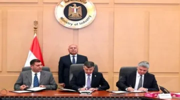 النقل: إبرام اتفاقية لتنفيذ أعمال البنية التحتية لمشروع تجديد ترام الرمل