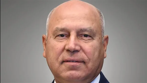 النقل توعي من مخاطر ظاهرة رشق الاطفال للقطارات بالحجارة