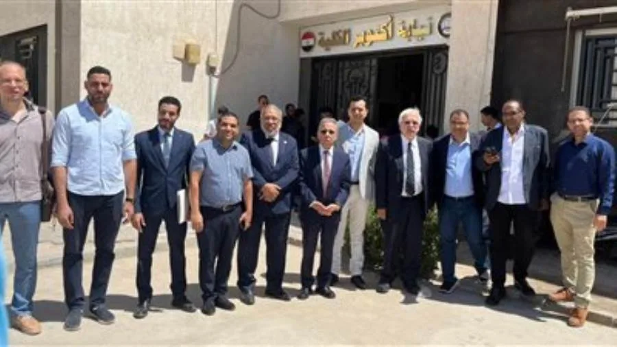 النيابة تفرج عن الأمين العام المساعد لنقابة الأطباء بكفالة مكان إقامته النيابة تفرج عن الأمين العام المساعد لنقابة الأطباء بكفالة مكان إقامته
