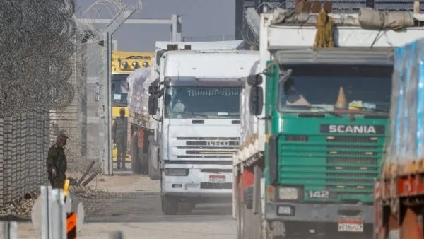 الهلال الأحمر الفلسطيني: المساعدات لم تصل سكان غزة حتى الآن الهلال الأحمر الفلسطيني: المساعدات لم تصل سكان غزة حتى الآن