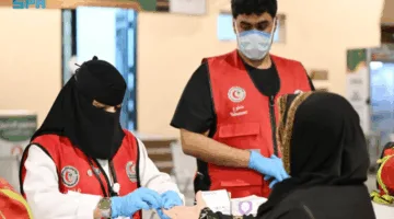 الهلال الأحمر في تبوك يقدم خدمات صحية شاملة لحجاج بيت الله الحرام في مدينة الحجاج