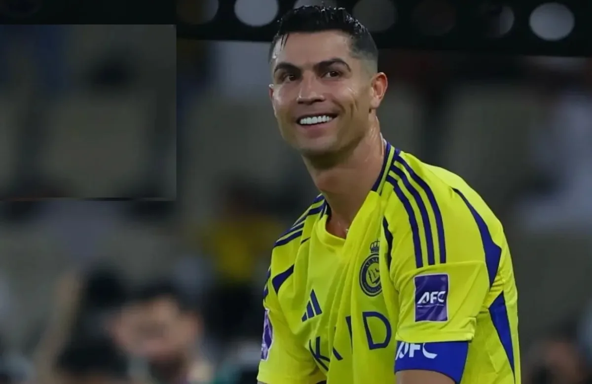 الهلال السعودي أو الأهلي المصري؟ رئيس الفيفا يشير إلى إمكانية مشاركة رونالدو في كأس العالم للأندية الهلال السعودي أو الأهلي المصري؟ رئيس الفيفا يشير إلى إمكانية مشاركة رونالدو في كأس العالم للأندية