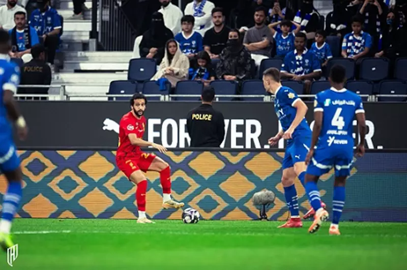 الهلال يتأهل إلى دوري أبطال آسيا بعد الفوز على القادسية بهدفين (فيديو) الهلال يتأهل إلى دوري أبطال آسيا بعد الفوز على القادسية بهدفين (فيديو)