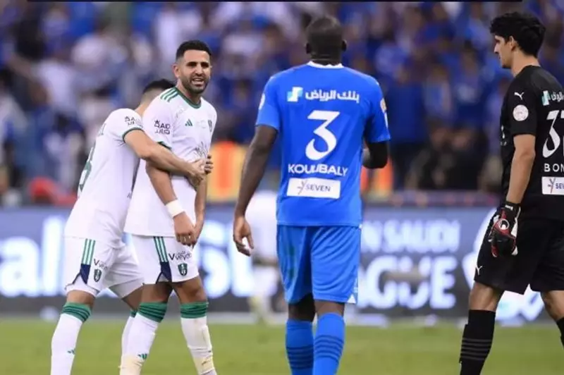 الهلال يكمل التشكيلة.. الأندية السعودية التي تأهلت إلى دوري أبطال آسيا المرموقة. الهلال يكمل التشكيلة.. الأندية السعودية التي تأهلت إلى دوري أبطال آسيا المرموقة.