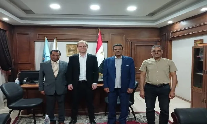الهيئة الألمانية للتبادل الأكاديمي في القاهرة تُقيم ورشة عمل في كلية الألسن بالأقصر الهيئة الألمانية للتبادل الأكاديمي في القاهرة تُقيم ورشة عمل في كلية الألسن بالأقصر