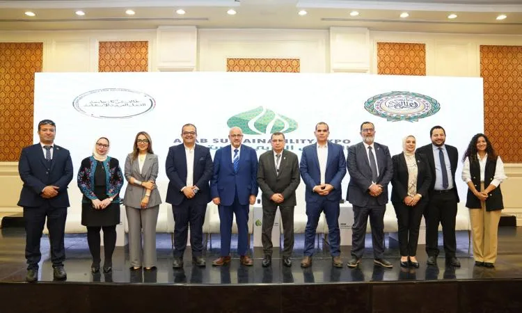 الهيئة الصحية تشارك في المعرض العربي للاستدامة بدعم من الجامعة العربية الهيئة الصحية تشارك في المعرض العربي للاستدامة بدعم من الجامعة العربية