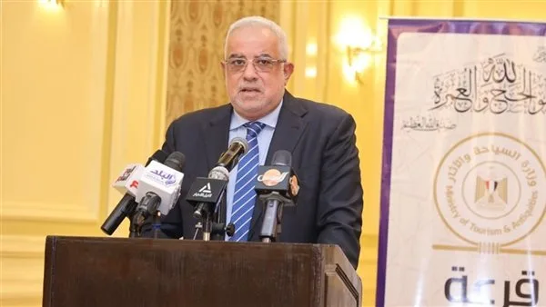 “الهيئة العليا للحج”: مركز عمليات يعمل على مدار الساعة لرصد أوضاع الحجاج. “الهيئة العليا للحج”: مركز عمليات يعمل على مدار الساعة لرصد أوضاع الحجاج.