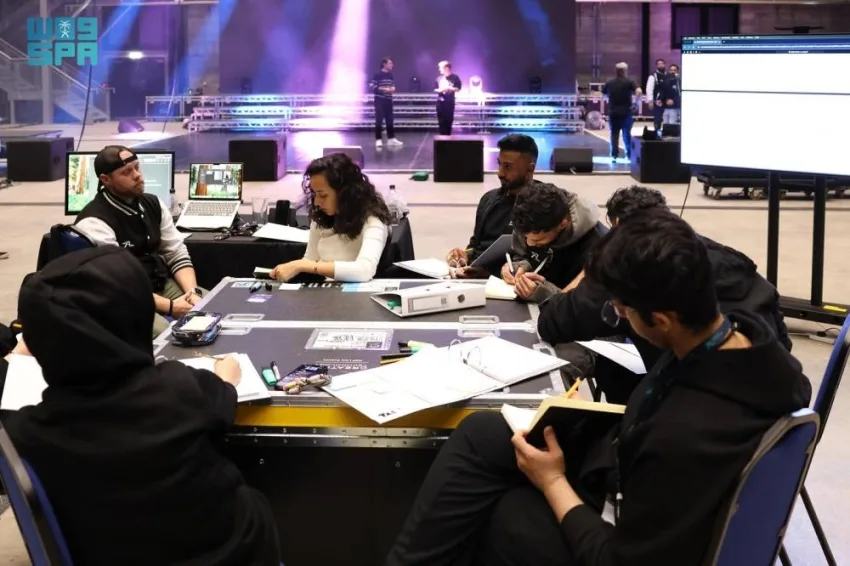 الهيئة المسرحية والفنون الأداء تُنهي برنامج التدريب والتعلم في المملكة المتحدة. الهيئة المسرحية والفنون الأداء تُنهي برنامج التدريب والتعلم في المملكة المتحدة.