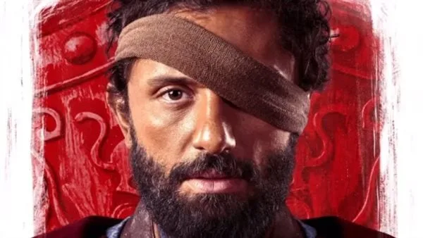 الوريث القانوني للعرش.. كريم محمود عبدالعزيز يعلن عن شخصيته في الملصق الرسمي لـ”مملكة الحرير” الوريث القانوني للعرش.. كريم محمود عبدالعزيز يعلن عن شخصيته في الملصق الرسمي لـ”مملكة الحرير”