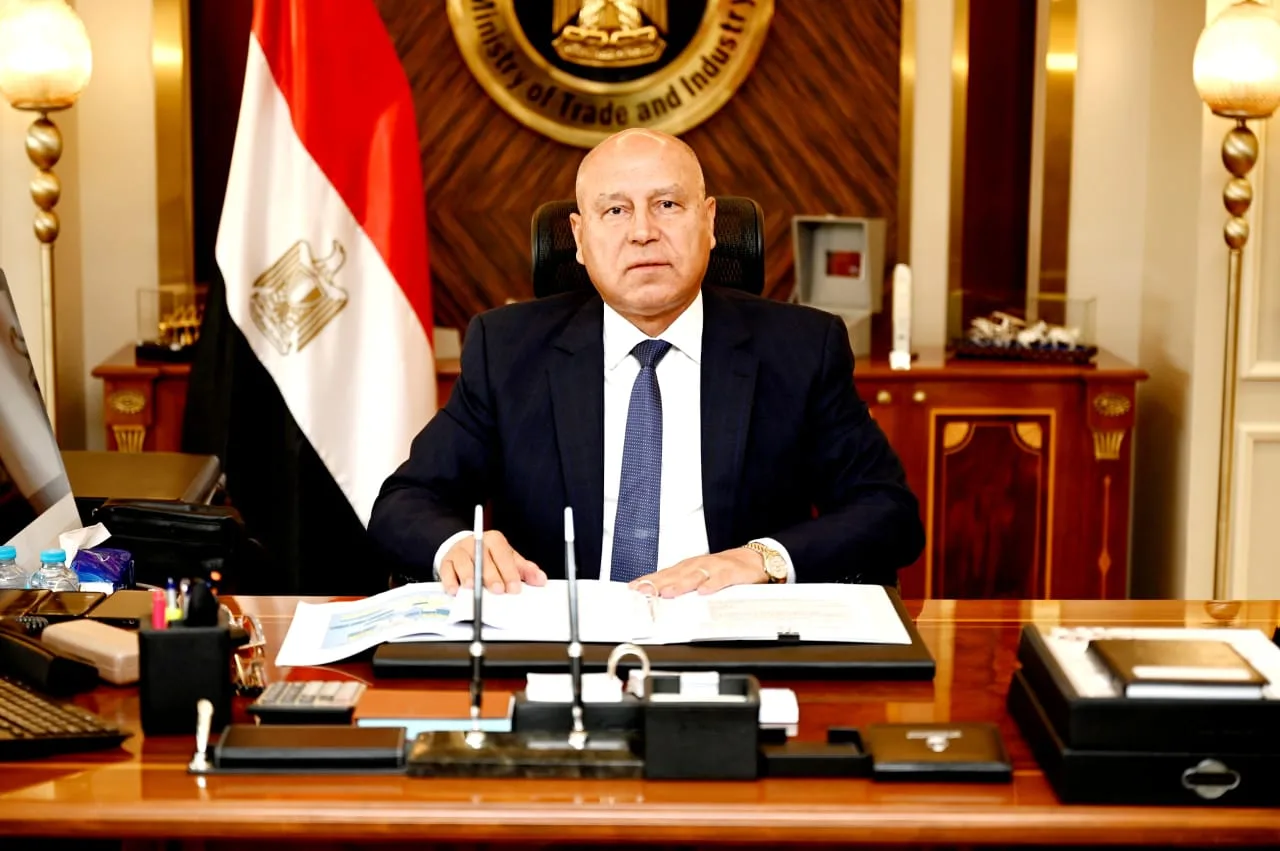 الوزير: مد فترة التقدم على 332 وحدة صناعية للمشروعات الصغيرة والمتوسطة لمدة أسبوع