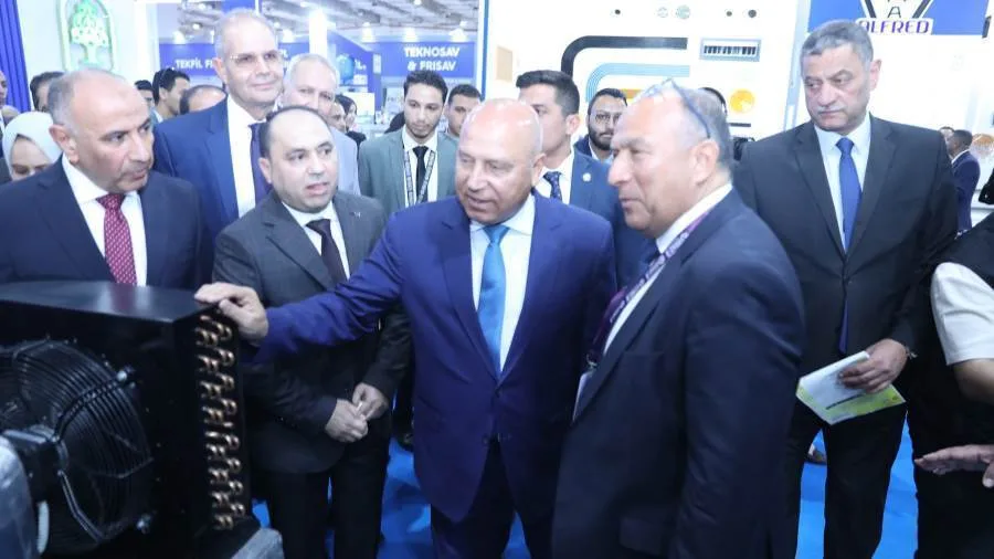 الوزير يفتتح المعرض والمؤتمر الدولي التاسع للتكييف والتبريد والعزل الحراري