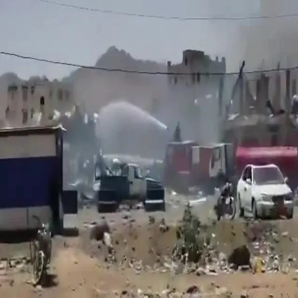 اليمن: 40 قتيلاً وعشرات الجرحى جراء انفجار بالقرب من مطار صنعاء اليمن: 40 قتيلاً وعشرات الجرحى جراء انفجار بالقرب من مطار صنعاء
