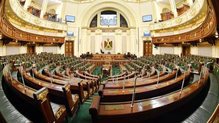 اليوم.. اجتماع لمناقشة قانون الإيجار القديم مع 4 محافظين اليوم.. اجتماع لمناقشة قانون الإيجار القديم مع 4 محافظين