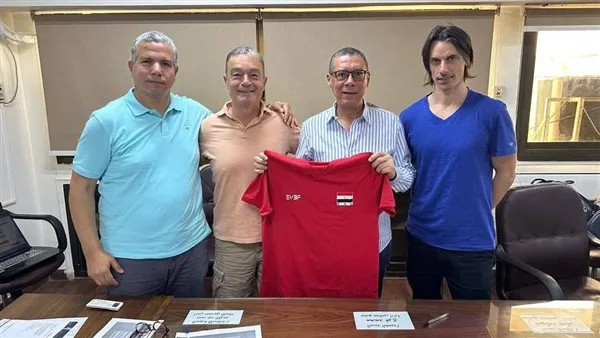 اليوم، المدرب الإيطالي بونيتا يشرف على أول تدريب لمنتخب الكرة الطائرة تحضيرًا لبطولة العالم.