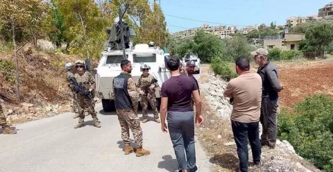 اليونيفيل تعبر عن استنكارها للاعتراض الذي تعرضت له إحدى دورياتها من قبل أفراد في جنوب لبنان. اليونيفيل تعبر عن استنكارها للاعتراض الذي تعرضت له إحدى دورياتها من قبل أفراد في جنوب لبنان.