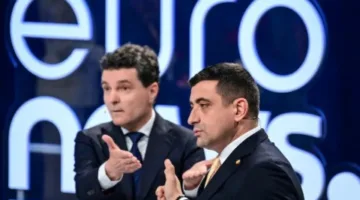 انتخابات رئاسية في رومانيا تتسم بتنافس قوي