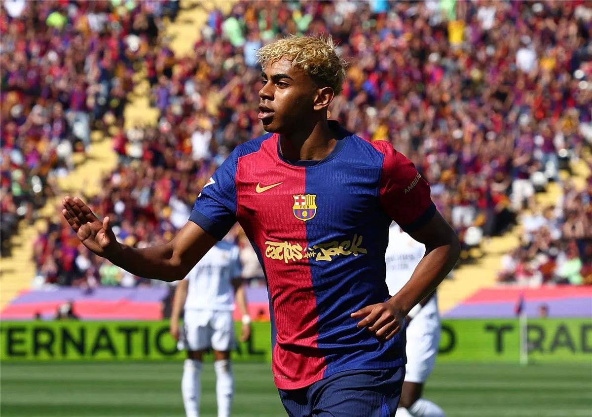 انتقام سريع: لامين يامال يسخر من بيلينجهام بعد انتصار برشلونة على ريال مدريد انتقام سريع: لامين يامال يسخر من بيلينجهام بعد انتصار برشلونة على ريال مدريد