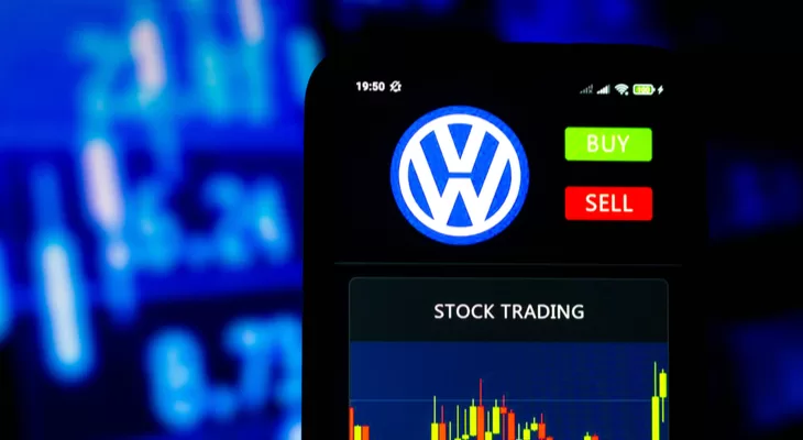 انخفاض أسعار أسهم شركات السيارات الأوروبية بسبب تزايد القلق من تفاقم الحرب التجارية. انخفاض أسعار أسهم شركات السيارات الأوروبية بسبب تزايد القلق من تفاقم الحرب التجارية.