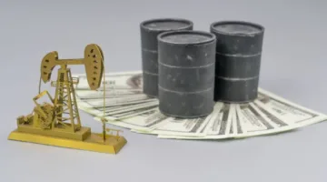 انخفاض أسعار النفط وسط توقعات السوق بزيادة إنتاج أوبك+ في يوليو