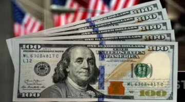 انخفاض الدولار مع تراجع مبيعات التجزئة في الولايات المتحدة