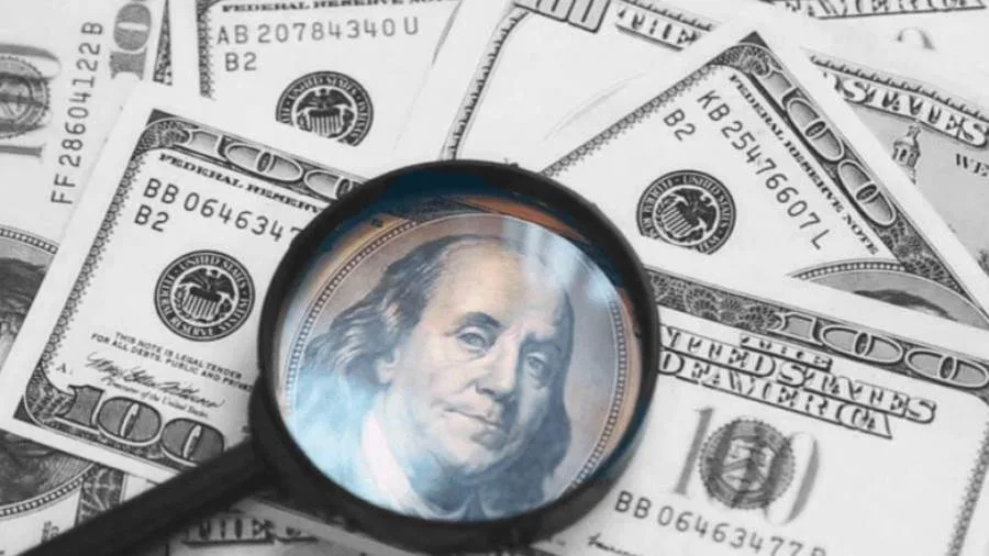 انخفاض جديد في سعر الدولار مقابل الجنيه في ختام تعاملات اليوم انخفاض جديد في سعر الدولار مقابل الجنيه في ختام تعاملات اليوم