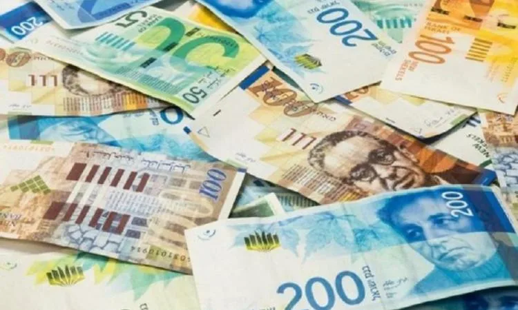 انخفاض قيمة الشيكل الإسرائيلي نتيجة ضغوط اقتصادية أوروبية جراء النزاع في غزة انخفاض قيمة الشيكل الإسرائيلي نتيجة ضغوط اقتصادية أوروبية جراء النزاع في غزة