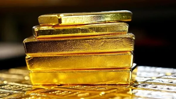 انخفاض كبير في أسعار الذهب العالمية بسبب ارتفاع قوة الدولار انخفاض كبير في أسعار الذهب العالمية بسبب ارتفاع قوة الدولار