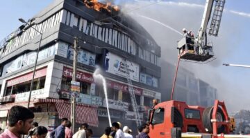 اندلاعُ حريق بفندق في الهند يودي بحياة 15 شخصًا