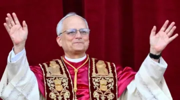 انطلاق احتفالية تنصيب البابا الجديد للفاتيكان البابا ليو الرابع عشر بمشاركة عدد من زعماء العالم.