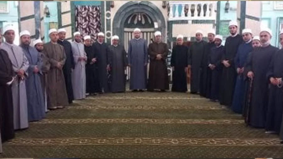 انطلاق القافلة الدعوية المشتركة بين الأزهر الشريف والأوقاف ودار الإفتاء المصرية إلى مساجد شمال سيناء