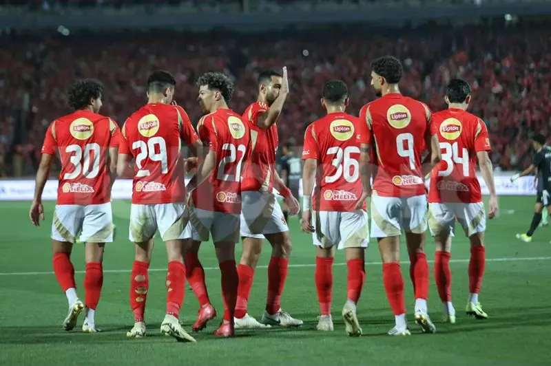 الكابو إمام عاشور وصور الخطيب: كاميرا يلا كورة توثق احتفالات الأهلي بلقب الدوري (فيديو) الكابو إمام عاشور وصور الخطيب: كاميرا يلا كورة توثق احتفالات الأهلي بلقب الدوري (فيديو)