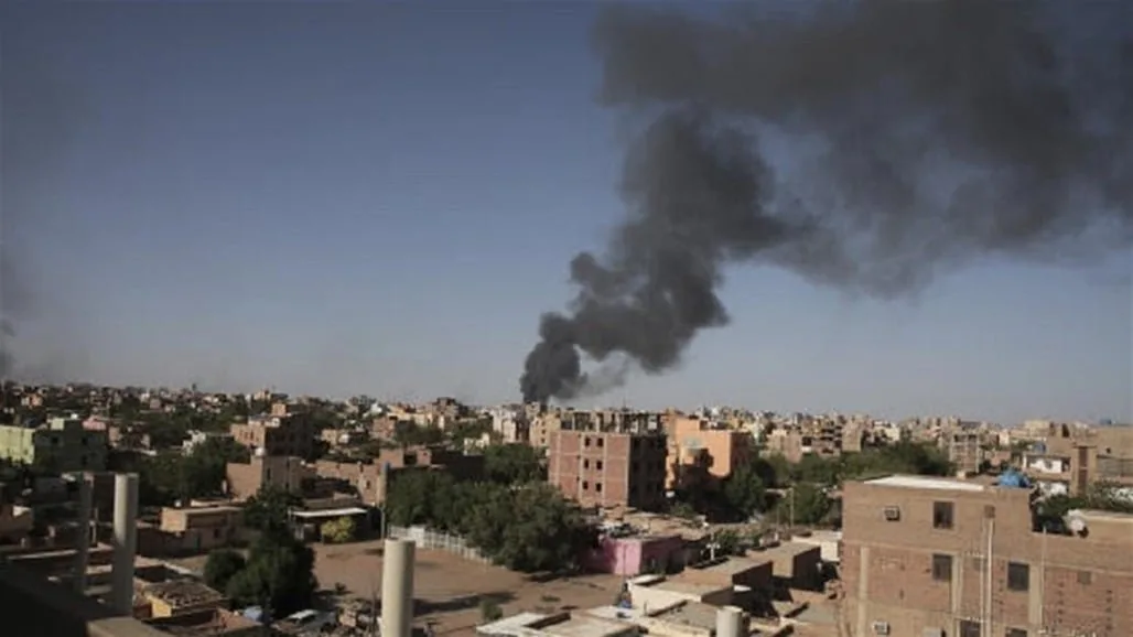 انفجار ضخم باستهداف مسيرة لمطار بورتسودان وإلغاء الرحلات الجوية