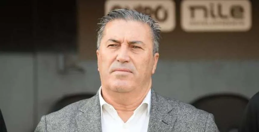 انقسام داخل مجلس الزمالك بشأن إقالة بيسيرو..