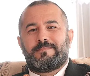 اياد أبو روك: قصة علم فلسطين في مدينة نرويجية باردة