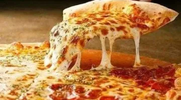 بأقل المقادير .. طريقة عمل البيتزا السريعة